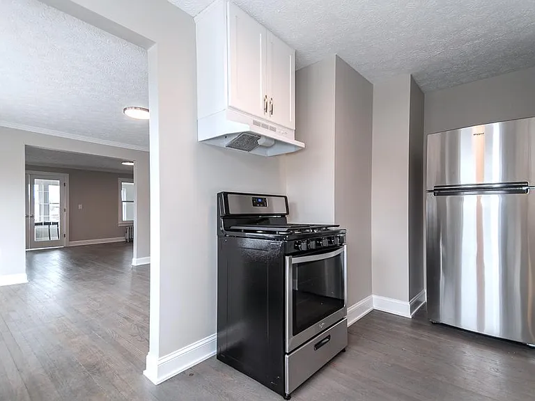17011 Albers Ave #1 — Photo 13
