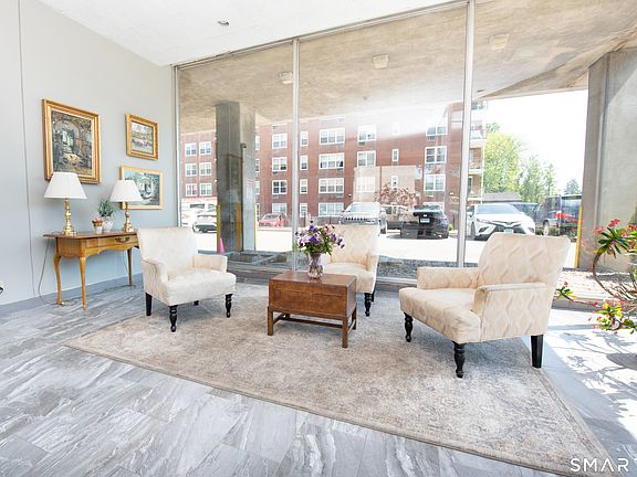 3rd image of 2370 North Avenue #2G