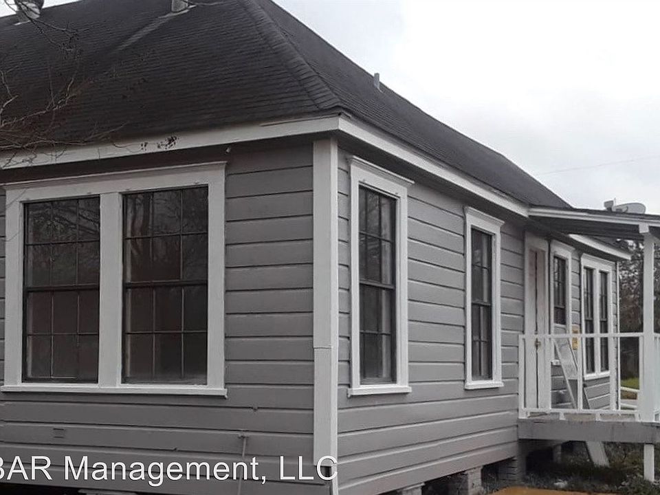 2nd image of 1875 Trinidad St