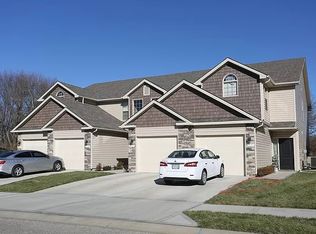 2174 SW Timbertrace Ln, Lees Summit, MO 64082