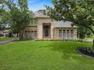 2402 Sandy Grove Ct, Kingwood, TX 77345