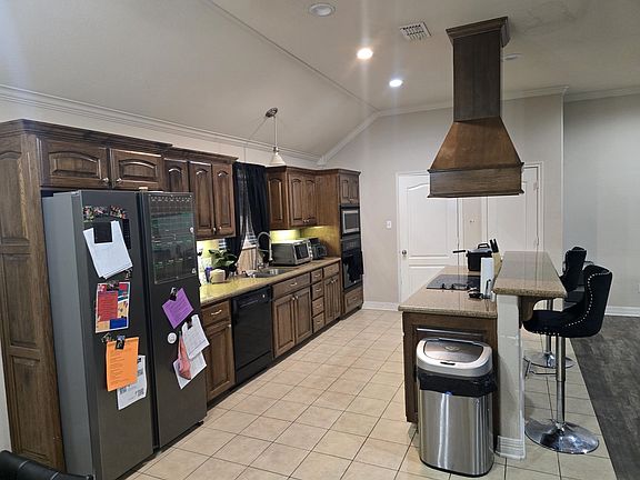 3rd image of 4316 Gregg Tex Rd