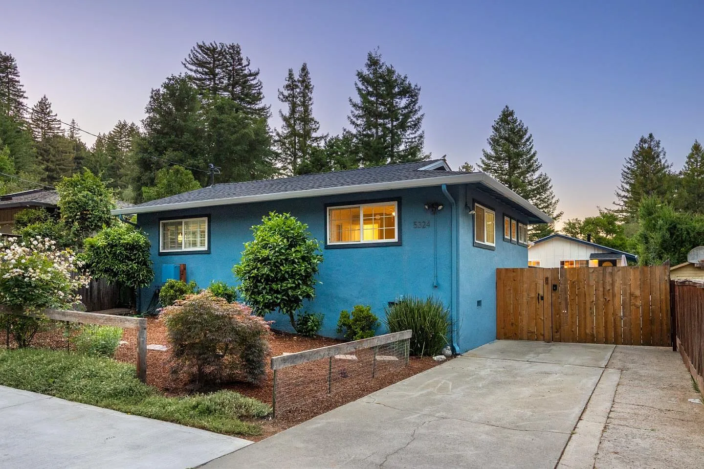 5324 Plateau Dr photo 1