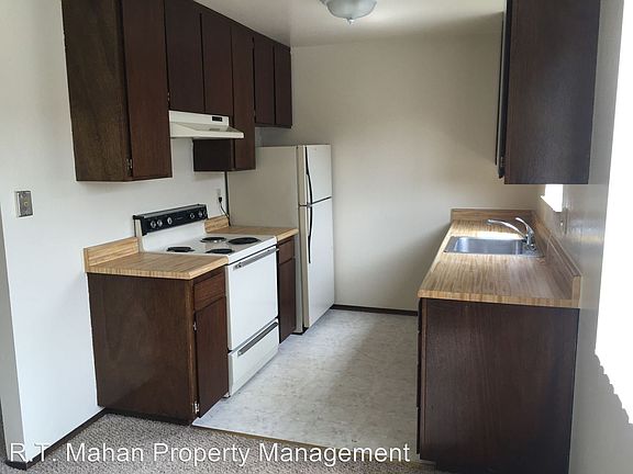 3rd image of 661 Baden Ave APT 7