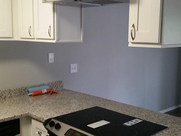 3rd image of 1730 Elizabeth St SE #B