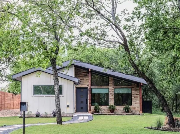 802 Stevens St, Bridgeport, TX 76426
