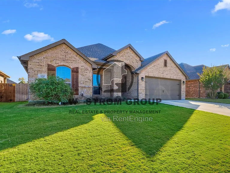 624 Ethan Dr — Photo 2