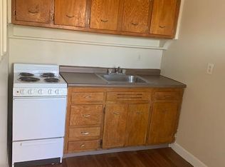148 Collins St APT B13, Hartford, CT 06105
