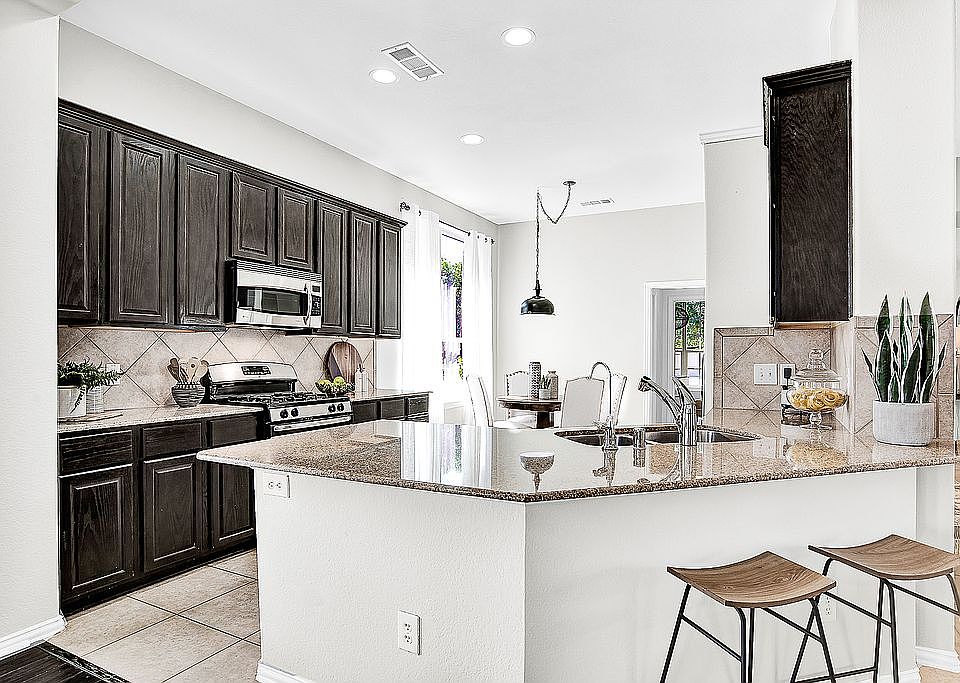Kitchen granite gas stove