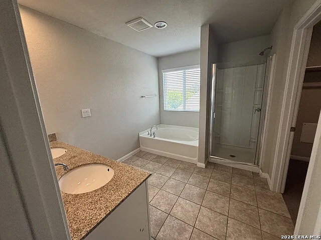 10106 Relic Oaks — Photo 27
