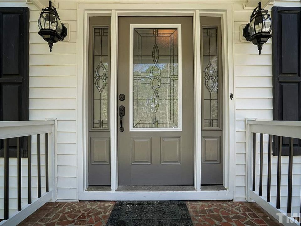 2nd image of 11501 Hyde Pl
