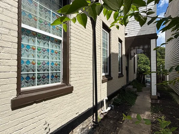 2225 Symmes St, Cincinnati, OH 45206