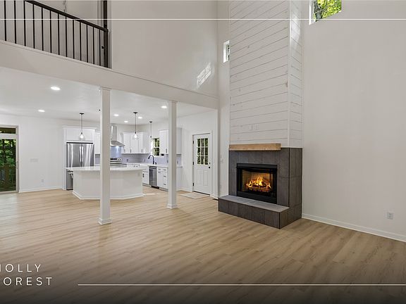 2nd image of 223 Sourwood Court