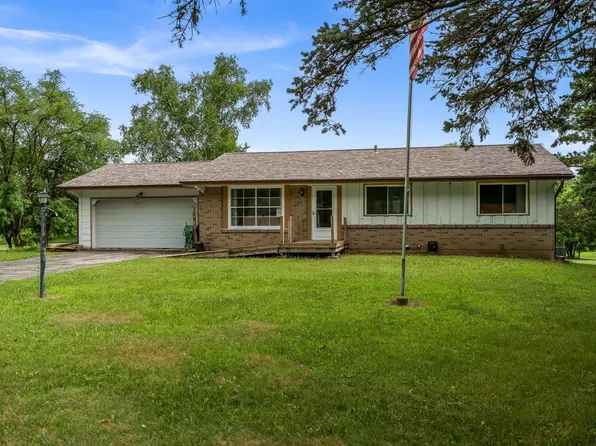 6650 Happy Acres Rd, Rockford, IL 61101