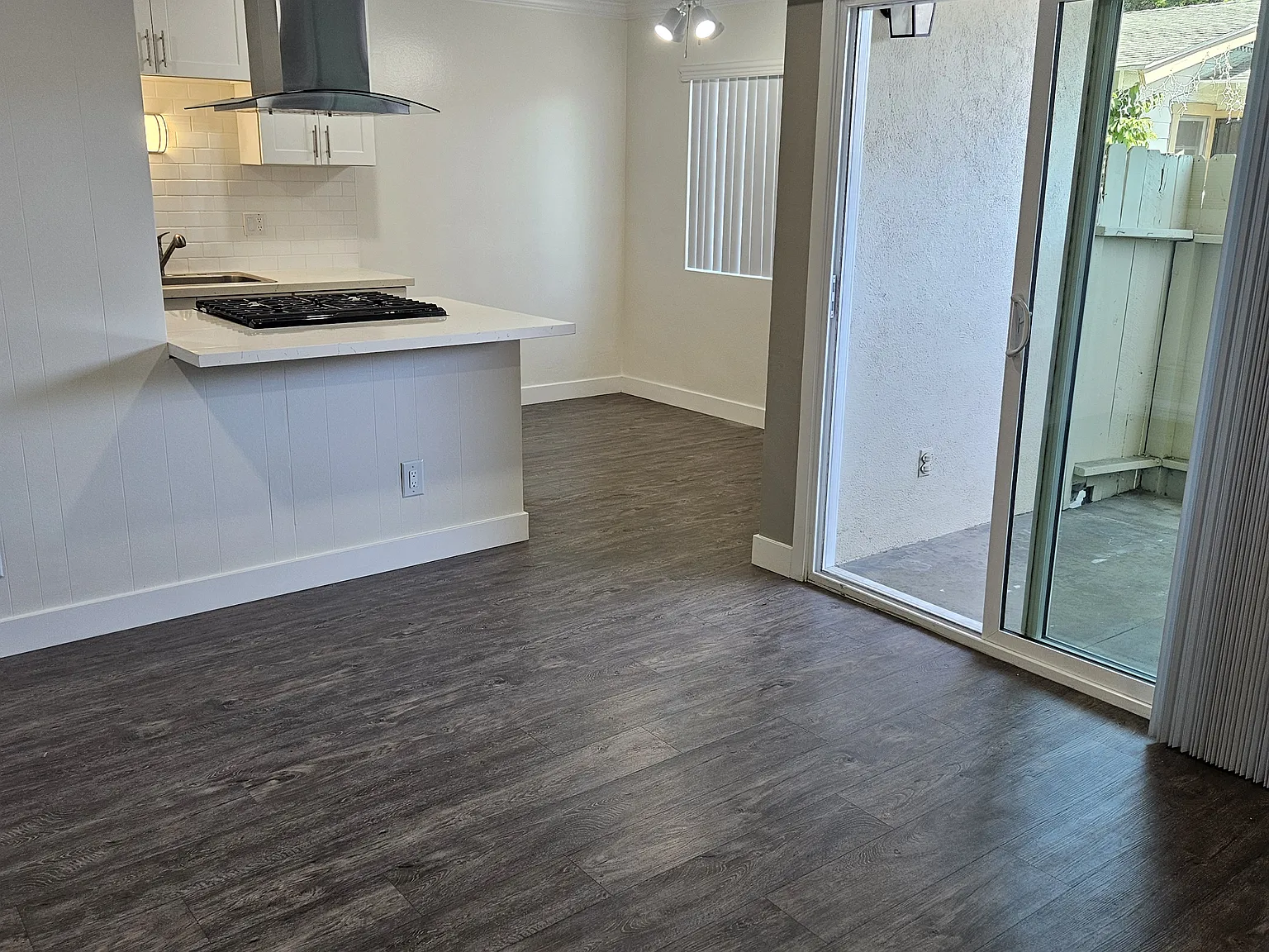 1 bed, 500 sqft, $2,095 — Photo 3