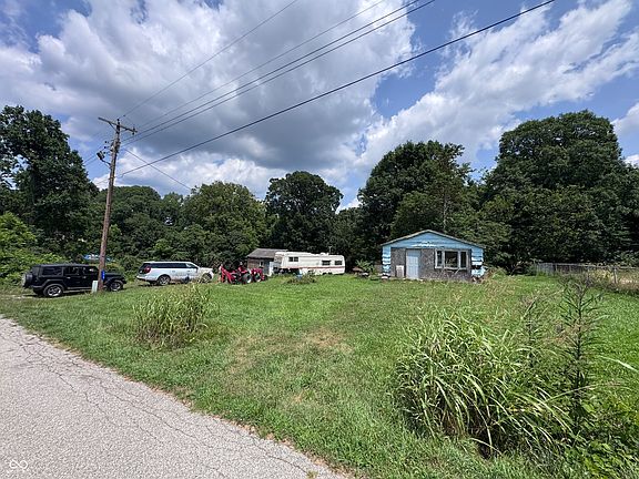 5th image of 1612 N Lane Dr