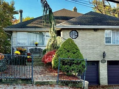 554 Elm Ave, Ridgefield, NJ, 07657
