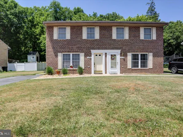 10120 Saint George Cir, Hagerstown, MD 21740