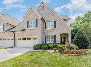 9 Linden Ln, Greensboro, NC 27410