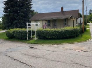 756 N Kimberly Ave, Iron Mountain, MI 49801