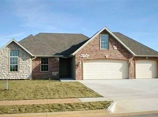 928 N Evergreen Ave, Republic, MO 65738