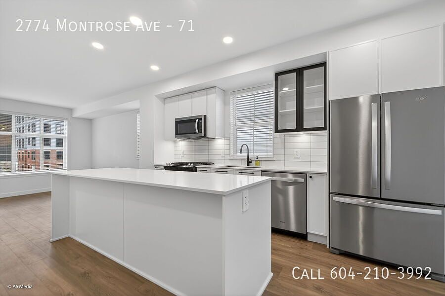 1st image of 2774 Montrose Ave #71
