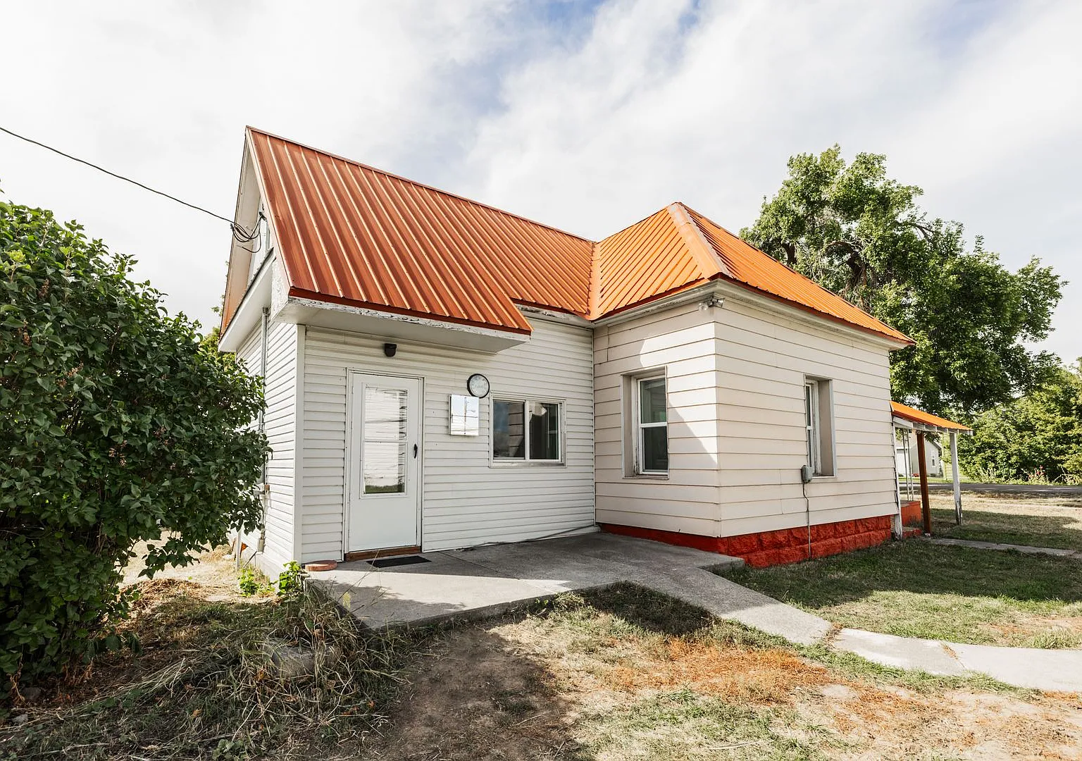 Newly Updated 3 Bed 3 Bath Home In Ashton — Photo 2