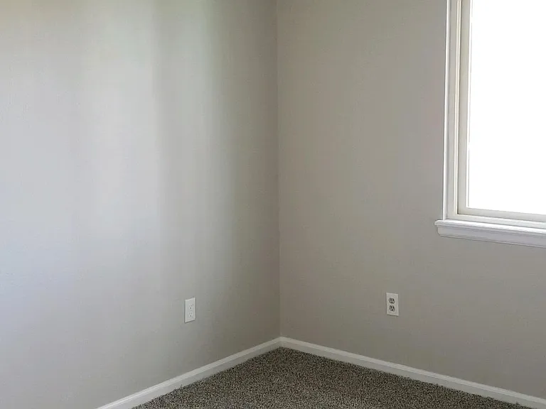 3162 Worthington Ave — Photo 25