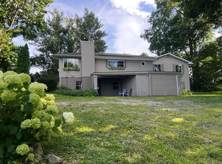 12403 Eleven Mile Rd, Ceresco, MI 49033