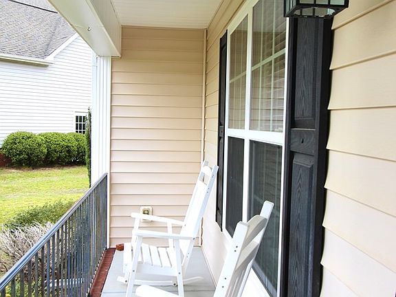4th image of 107 Marshview Pl