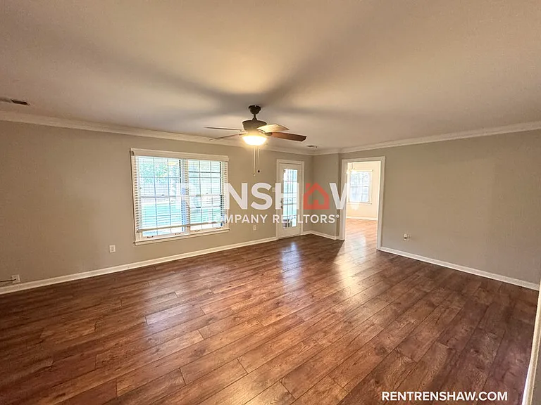 8177 Kimbrook Dr — Photo 10