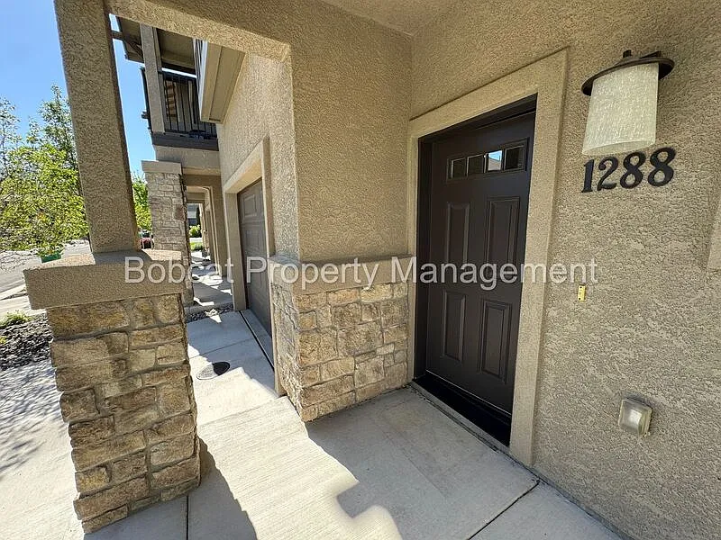 Building Photo - 1288 Handelin Rd