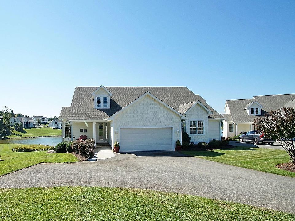 1st image of 51 Brook Dr #25
