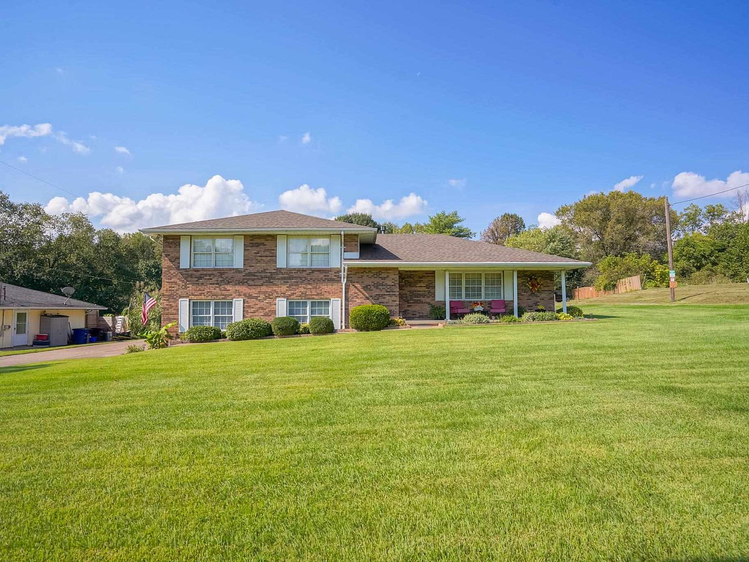 10300 Old State Rd, Evansville, IN 47711 Zillow