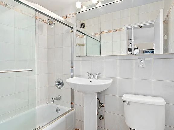 5th image of 1270 5th Ave APT 8B