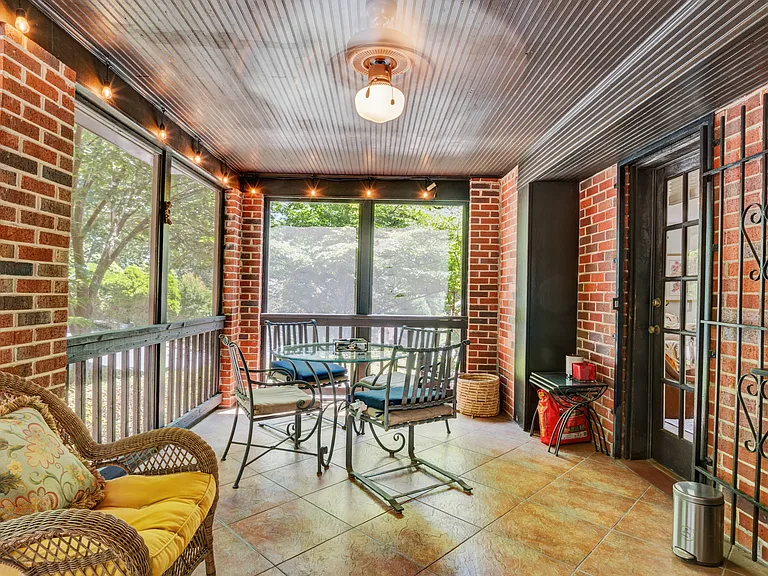 3402 Halcyon Dr — Photo 38