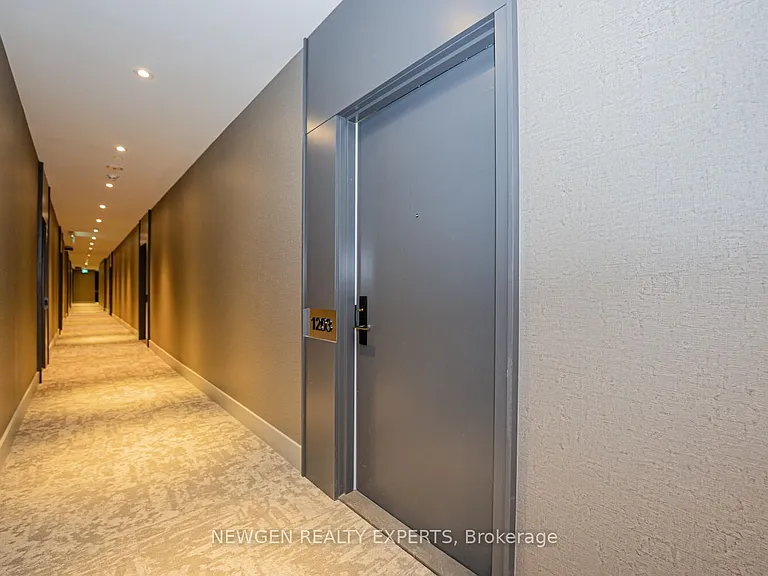 285 Dufferin St #1203 — Photo 6