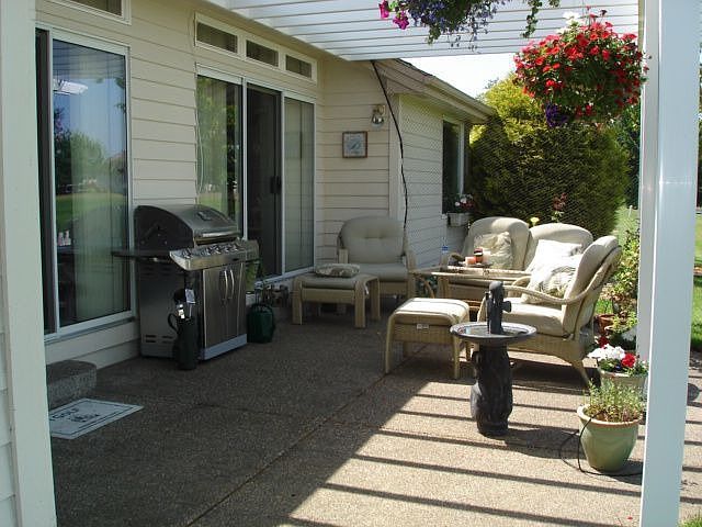 Covered patio