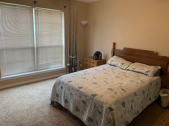 4th image of 561 Ashwood Bnd