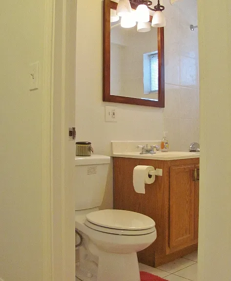 7413 N Seeley Ave — Photo 4