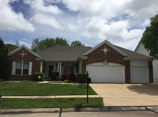 2456 Clarjon Dr, Ballwin, MO 63021