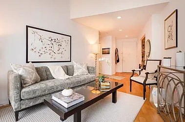 Rented by R New York