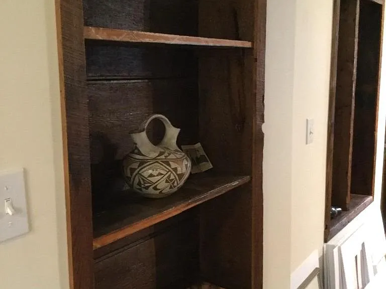 display nook bookshelf