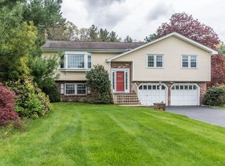 15 Hartford Cir, Andover, MA 01810