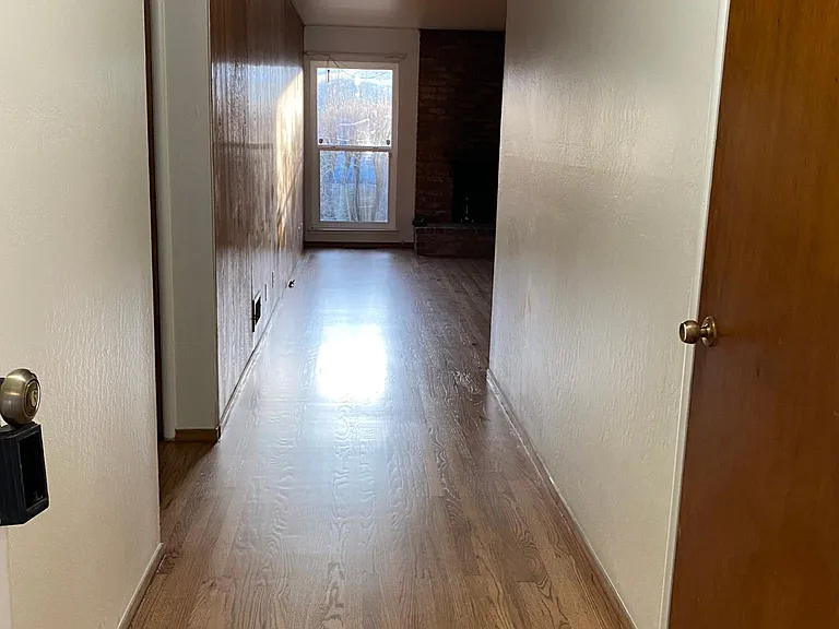 1140 Sanchez Way — Photo 5