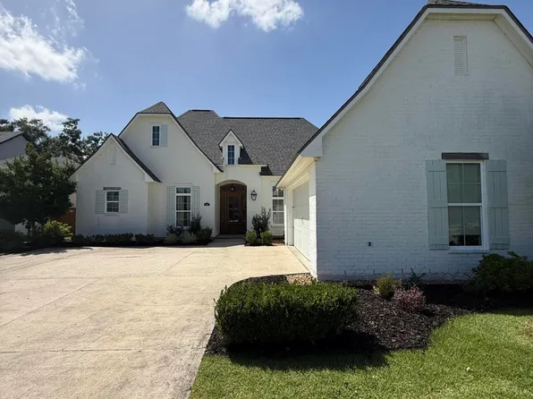 101 Glasgow Dr, Lafayette, LA 70508
