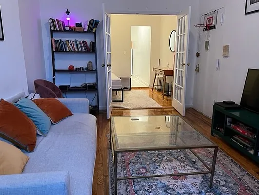 Rented by Roseann Lettieri Realty | media 11