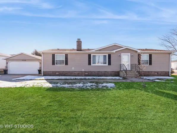 10709 W Silver Lake Dr, Frankfort, IL 60423