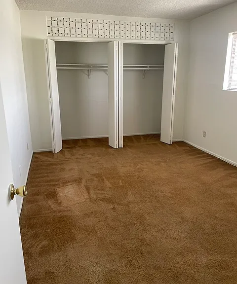 4246 Lockwood Ave — Photo 8