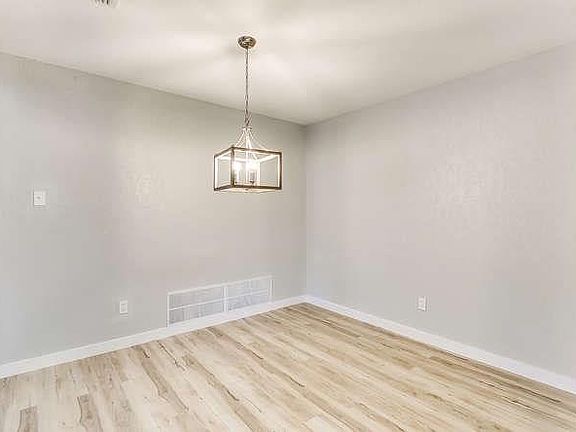 4th image of 9933 Dickens Dr